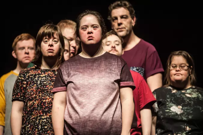 to belong (c)Bart Grietens Theater Stap To Belong 1