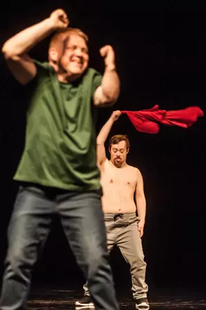 to belong (c)Bart Grietens Theater Stap To Belong 2