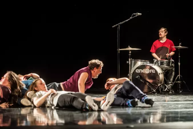 to belong (c)Bart Grietens Theater Stap To Belong 5